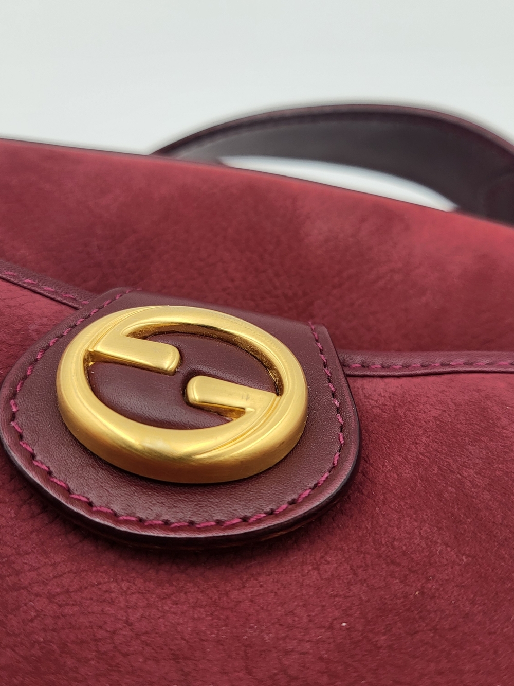 Gucci Suede Leather Crossbody Purse Bordeaux Italy, Authentic w/COA..RareVintage - Picture 2 of 16